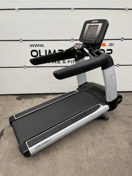 Life Fitness 95T Discover SI Elevation