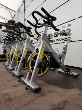 Matrix Livestrong komplet 15 koles za indoor cycling S-Series