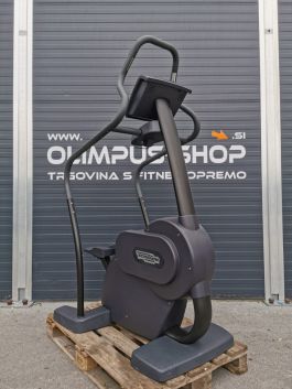 TECHNOGYM STEPER EXCITE 1000 LED
